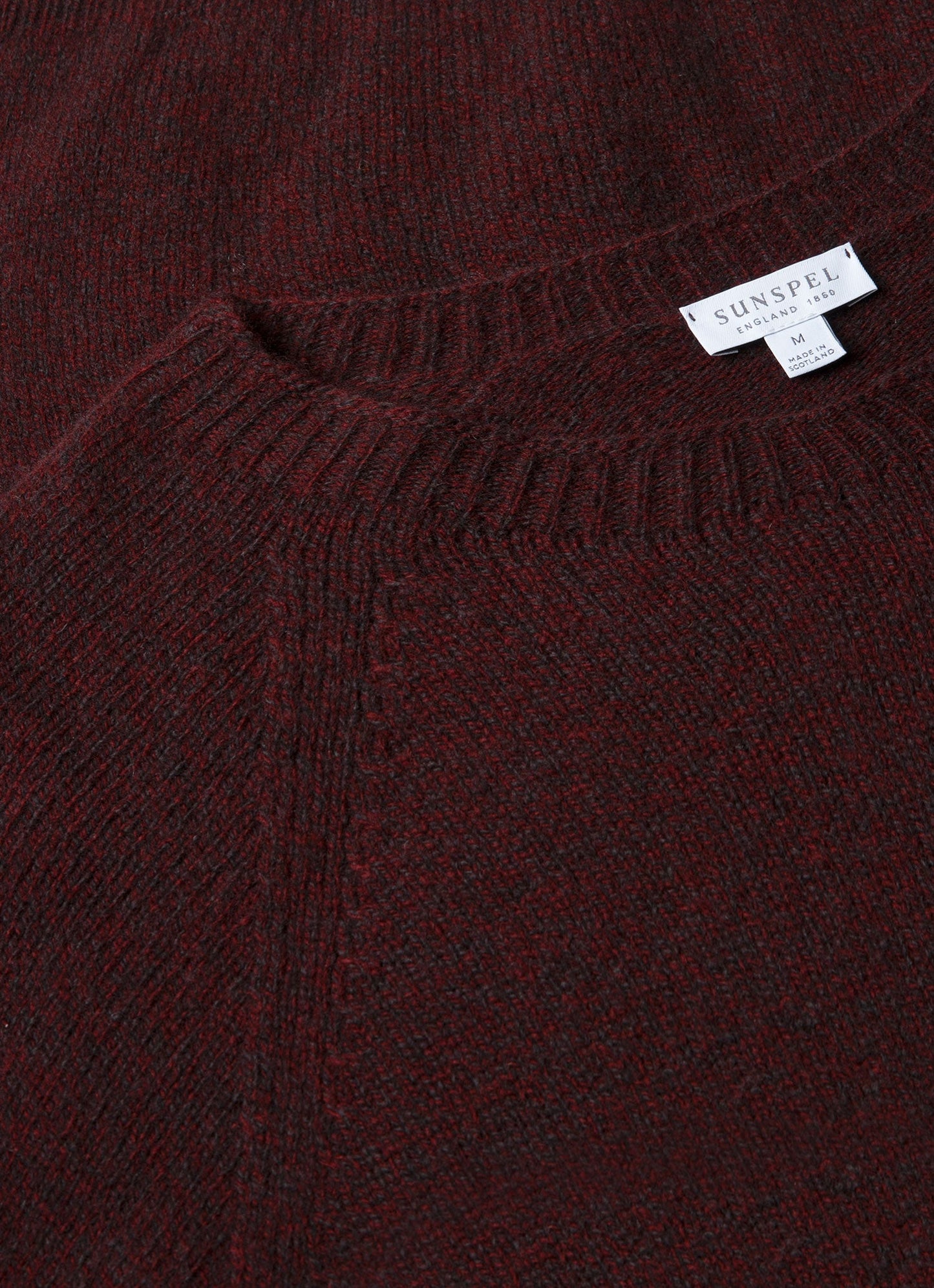 Mens Lambswool Crew Neck Jumper In Bakelite Twist Mjum8066 Rdeo
