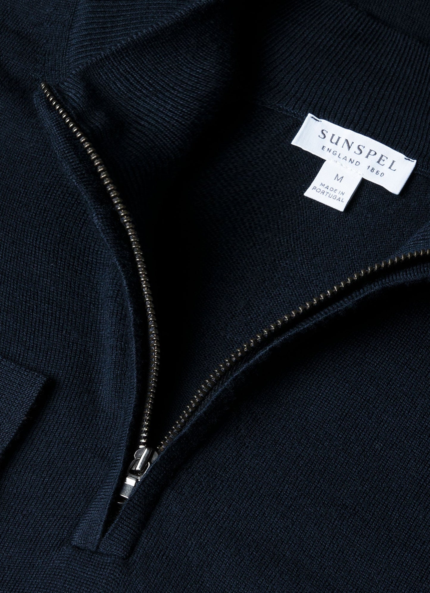 Mens Extra Fine Merino Zip Neck In Navy Mjum8116 Buaa