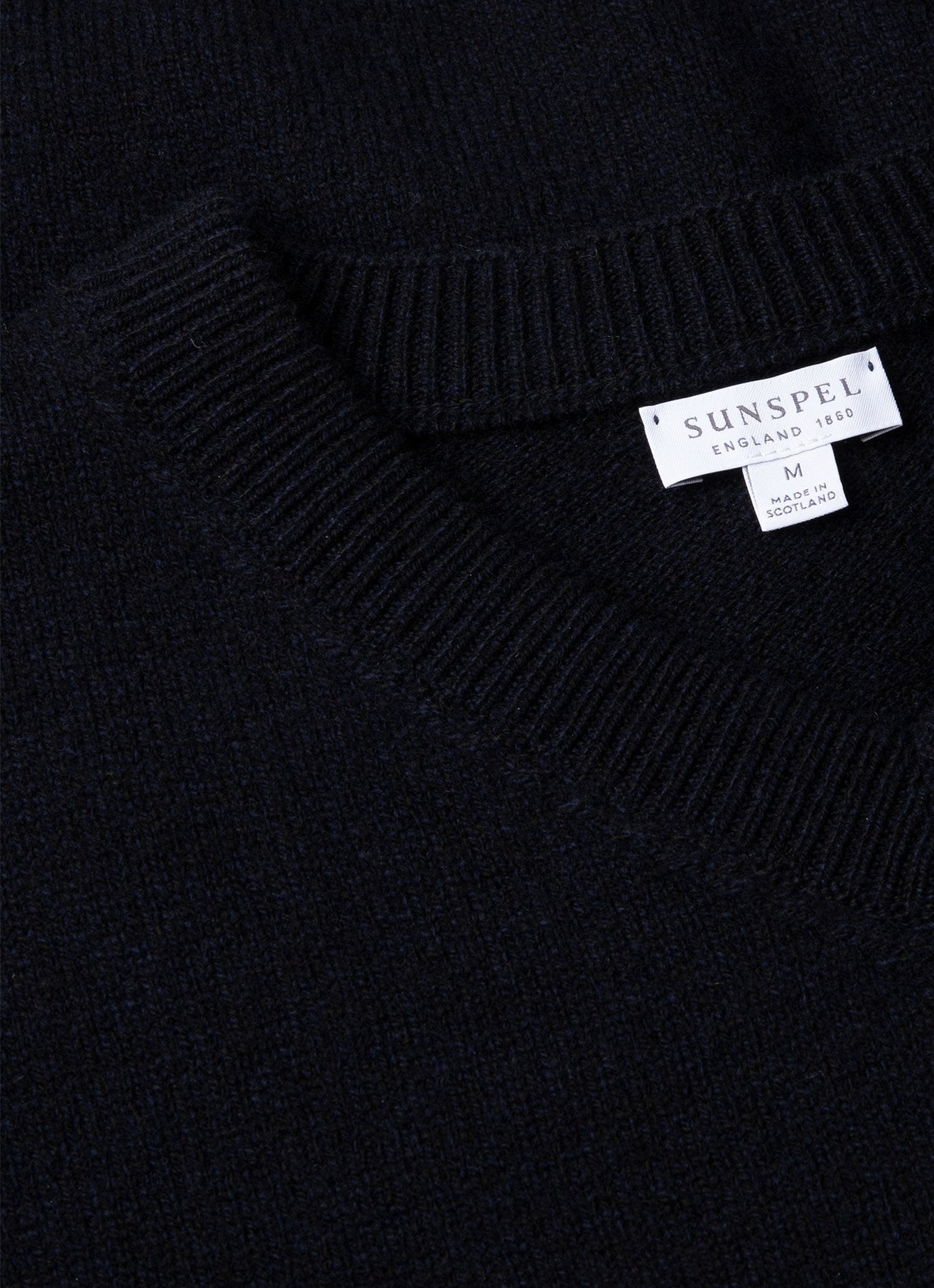 Men's Lambswool Vest in Dark Navy Mouline