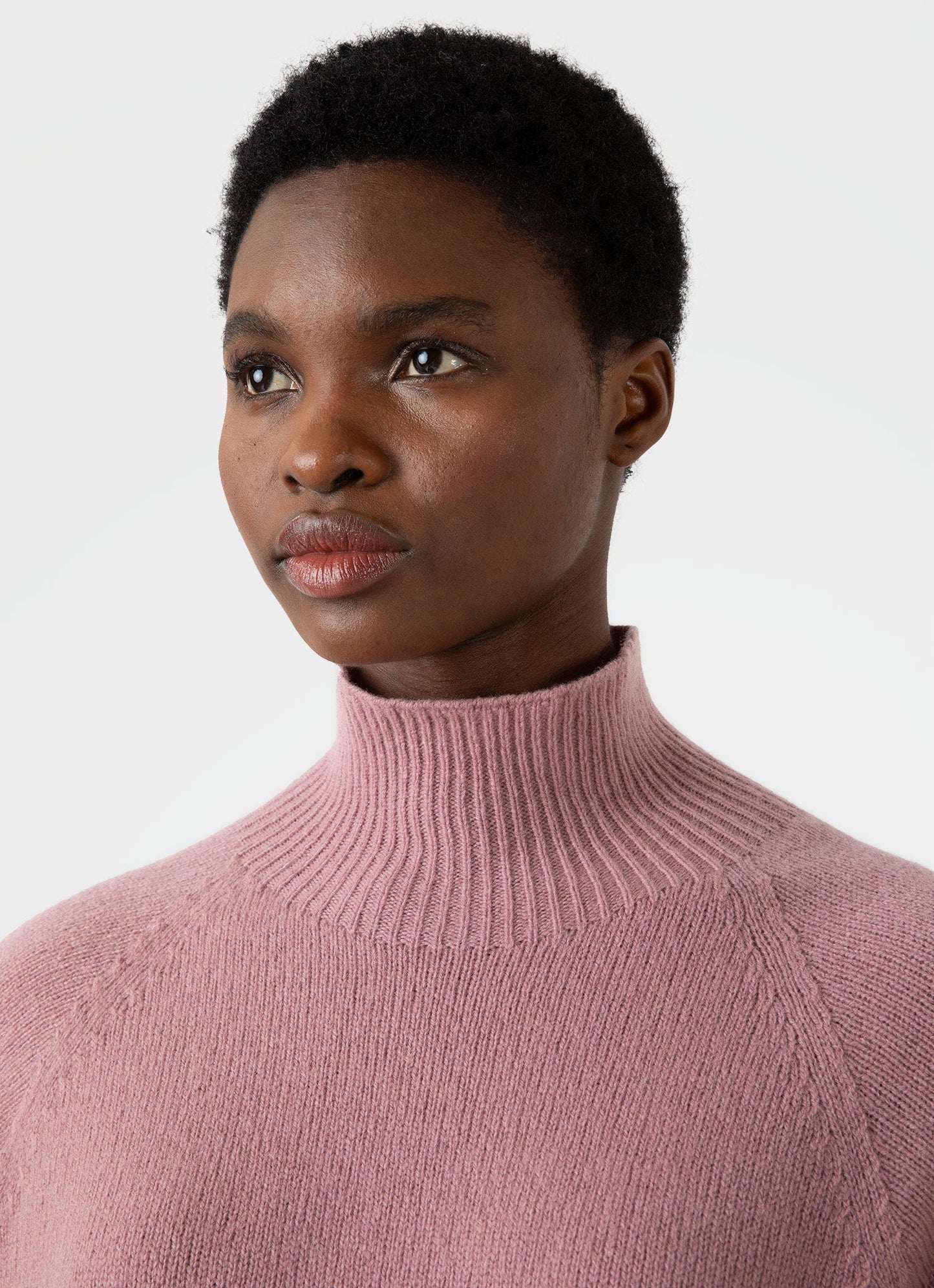Womens Lambswool Funnel Neck Jumper In Vintage Pink Wjum8052 Pkbh