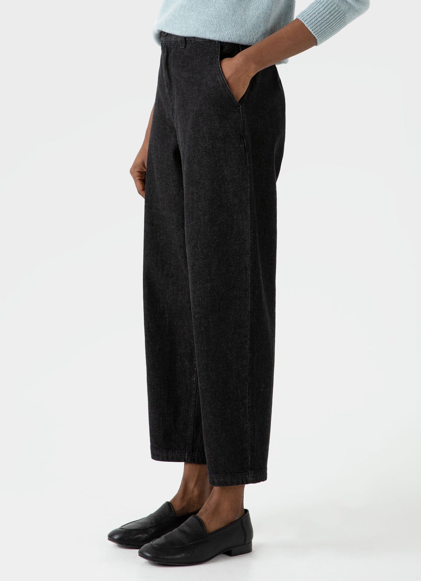 Womens Denim Tapered Trouser In Black Denim Wash Wtrs3043B Bkbi